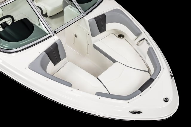 2025 19 SSi OB Bow Seating