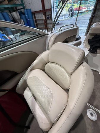 Pre-Owned 2007  powered Power Boat for sale