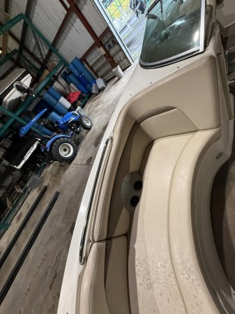 Pre-Owned 2007  powered Power Boat for sale
