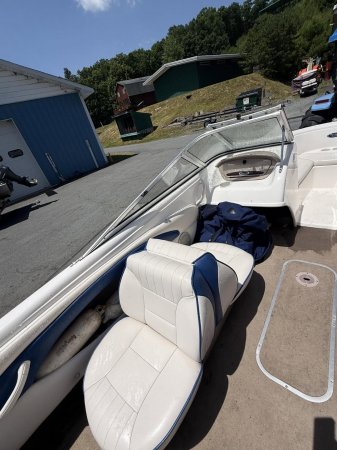 Pre-Owned 2001 Chaparral Power Boat for sale